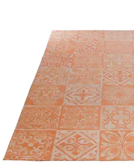 Koberce a koberečky Korálový designový koberec Chenille Coral - 200 * 300 cm J-Line by Jolipa 70847