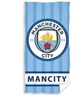 Doplňky do ložnice Carbotex Fotbalová osuška Manchester City Stripes, 70 x 140 cm