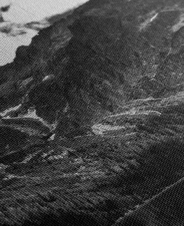 Černobílé obrazy Obraz Mořské oko v Tatrách v černobílém provedení