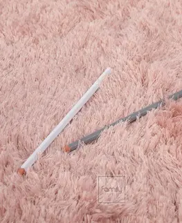 Kulaté a oválné koberce Nádherný pudrově růžový kulatý koberec do každého pokoje