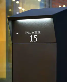 Volně stojící poštovní schránky Juliana Podstavná poštovní schránka Björn Parcel S v černé barvě
