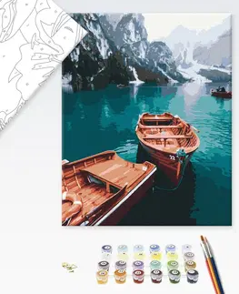 Příroda Malování podle čísel loďky na alpském jezeře