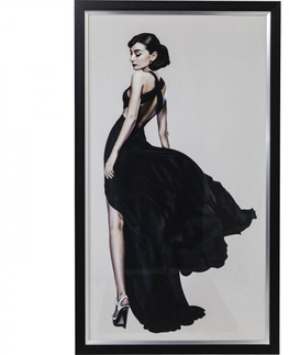 Obrazy celebrit KARE Design Zarámovaný obraz Audrey Hepburn v černých šatech 172x108cm
