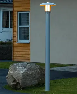 Pouliční osvětlení Konstsmide Stříbrně lakované stožárové světlo Heimdal