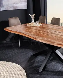 Obdélníkové jídelní stoly Estila Industriální jídelní stůl Steele Craft ze sheeshamového dřeva s nožičkami ve tvaru hvězdy 200 cm
