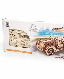 Dřevěné hračky Ugears 3D dřevěné mechanické puzzle VM-01 Auto (roadster)