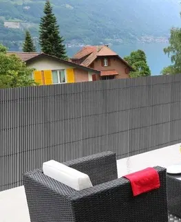 Zahradní nábytek Bluegarden Balkonová zástěna Dark 100x400 cm tmavě šedá