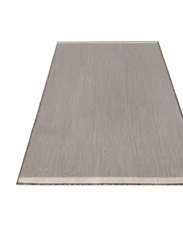 Skandinávské koberce Jednoduchý a praktický hladký koberec hnědé barvy