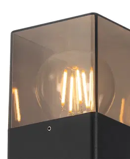 Venkovni nastenne svetlo Moderní venkovní nástěnné svítidlo černé IP44 s efektem kouřového skla - Dánsko