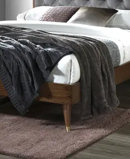 Postele HALMAR Dřevěná postel Sidy 160x200 cm dvoulůžko šedá/ořech