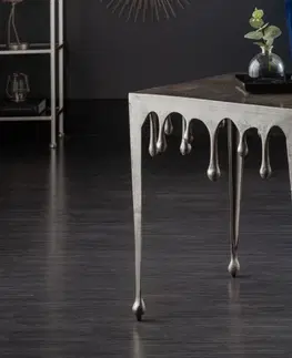 Luxusní a designové příruční stolky Estila Art-deco příruční stolek Liquid Line stříbrný 50cm