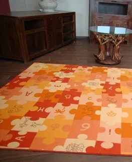 Koberce a koberečky Dywany Lusczow Dětský koberec PUZZLE oranžový, velikost 100x300
