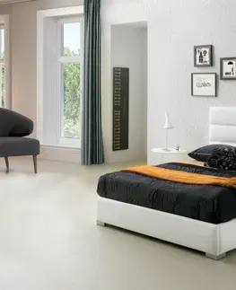 Luxusní a stylové postele Estila Elegantní kožená čalouněná postel Lidia v bílé barvě s vysokým prošíváním čelem 90-180cm