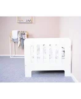 Dětské postýlky, cestovní postýlky New Baby Dětská postel se zábranou Erik bílá, 140 x 70 cm