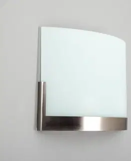 Nástěnná svítidla Lindby Nástěnné světlo Karla s kovovým prvkem šířka 35 cm