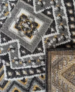 Moderní koberce Designový koberec s aztéckým vzorem