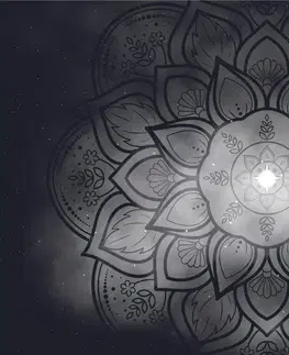 Tapety Feng Shui Tapeta černobílá Mandala s pozadím galaxie