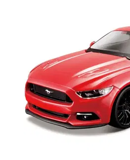Hračky MAISTO - 2015 Ford Mustang GT, červená, assembly line, 1:24