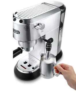Automatické kávovary Delonghi EC 685.M Pákové espresso, stříbrná