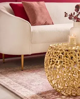 Designové a luxusní konferenční stolky Estila Designový konferenční stolek Hoja se zlatou kovovou konstrukcí kulatého tvaru 55cm