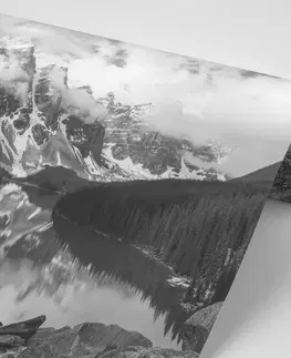 Samolepící tapety Samolepící fototapeta nádherná černobílá horská krajina