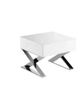 Designové a luxusní noční stolky Estila Moderní noční stolek Urbano s chromovými nožičkami 50cm