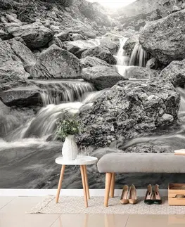 Černobílé tapety Tapeta černobílé vysokohorské vodopády