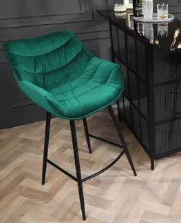 Luxusní barový nábytek Estila Designová moderní barová židle Kotor se smaragdově zeleným sametovým čalouněním a černýma nohama z kovu 105cm