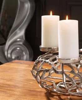 Svíčky, svícny a lucerny Estila Art-deco moderní svícen z kovu Llanta ve stříbrné barvě 38cm