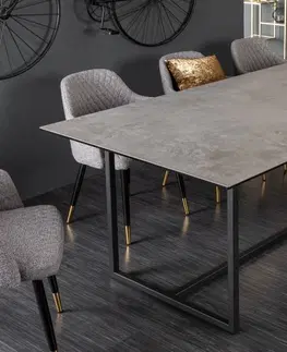 Designové a luxusní jídelní stoly Estila Industriální jídelní stůl Collabor černé barvy s betonovým vzhledem 200cm
