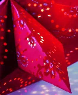Vánoční světelná hvězda Markslöjd Stern Aratorp 45cm červená