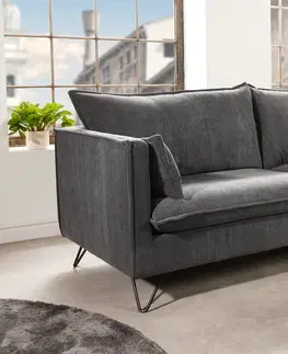 Luxusní a designové sedačky Estila Retro designová dvousedačka Amalfi s manšestrovým čalouněním v tmavě šedé barvě 194 cm