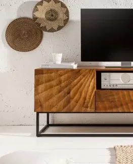 Luxusní a designové televizní stolky Estila Moderní dřevěný TV stolek Cumbria v hnědém odstínu s černou kovovou konstrukcí 160cm