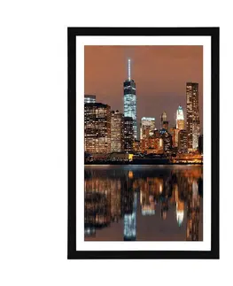 Města Plakát s paspartou odraz Manhattanu ve vodě
