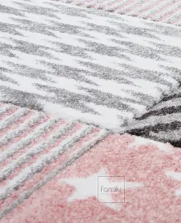 Dětské koberce Vzorovaný růžový kulatý koberec do dětského pokoje