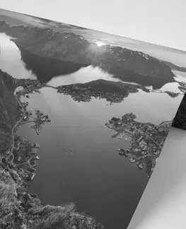 Samolepící tapety Samolepící fototapeta horské panorama v černobílém provedení