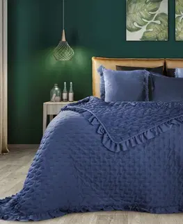 Jednobarevné přehozy na postel Stylový přehoz do ložnice v modré barvě