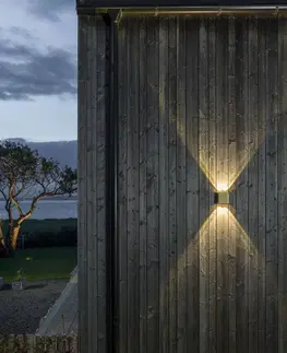 Venkovní nástěnná svítidla Konstsmide LED nástěnné světlo Chieri, 4 zdroje, mosaz