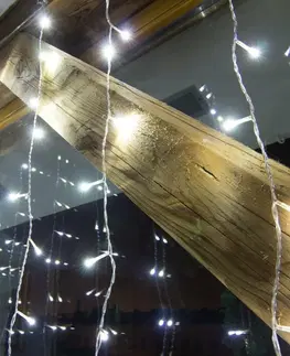Závěsy a sítě DecoLED LED světelná záclona HOBBY LINE - 2x1m, ledově bílá, 100 diod