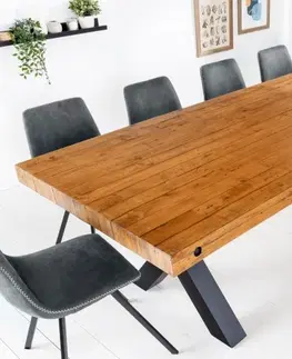 Designové a luxusní jídelní stoly Estila Industriální jídelní stůl Freya z masivního dřeva s černým zkříženýma nohama z kovu 300cm