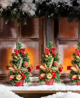 Květinové dekorace Vánoční stromeček