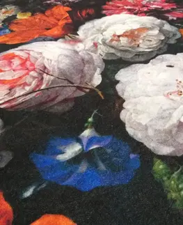 Moderní koberce Protišmykový koberec s očarujúcim kvetinovým motívom