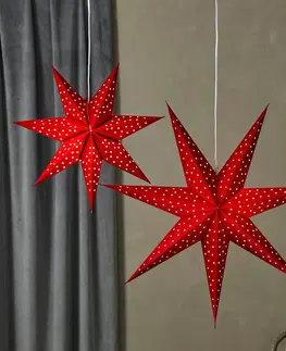 Vánoční světelná hvězda Markslöjd LED závěsná hvězda Blink, sametový vzhled Ø 75cm červená