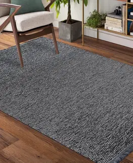 Moderní koberce Moderní jednoduchý koberec v šedé barvě