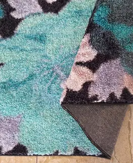 Moderní koberce Originálny koberec s kvetinovým vzorom