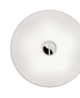 Nástěnná svítidla FLOS FLOS Button - decentní nástěnné světlo IP44