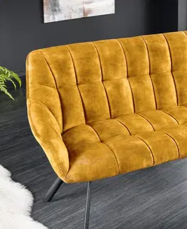 Stylové a luxusní lavice Estila Designová čalouněná hořčicově žlutá lavice Mariposa s opěrkou a sametovým potahem 165 cm