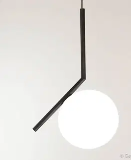 Závěsná světla FLOS FLOS IC S1 designové závěsné světlo, černé Ø 20 cm
