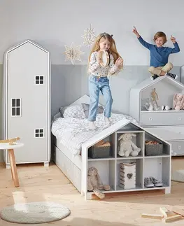 Dětský nábytek Konsimo Skříň ve tvaru domečku MIRUM šedá