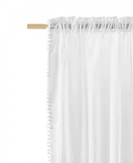 Záclony Bílá nařasená záclona s kuličkami 140 x 250 cm